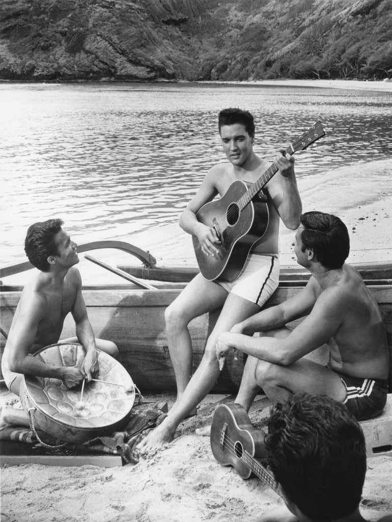 Elvis Presley, Blue Hawaii 1961 Directed By Norman Taurog by Bridgeman Images on GIANT ART - black and whtie photography