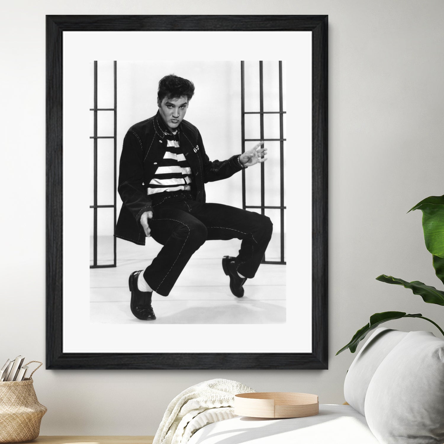 Elvis Presley by Bridgeman Images on GIANT ART - black and white photography