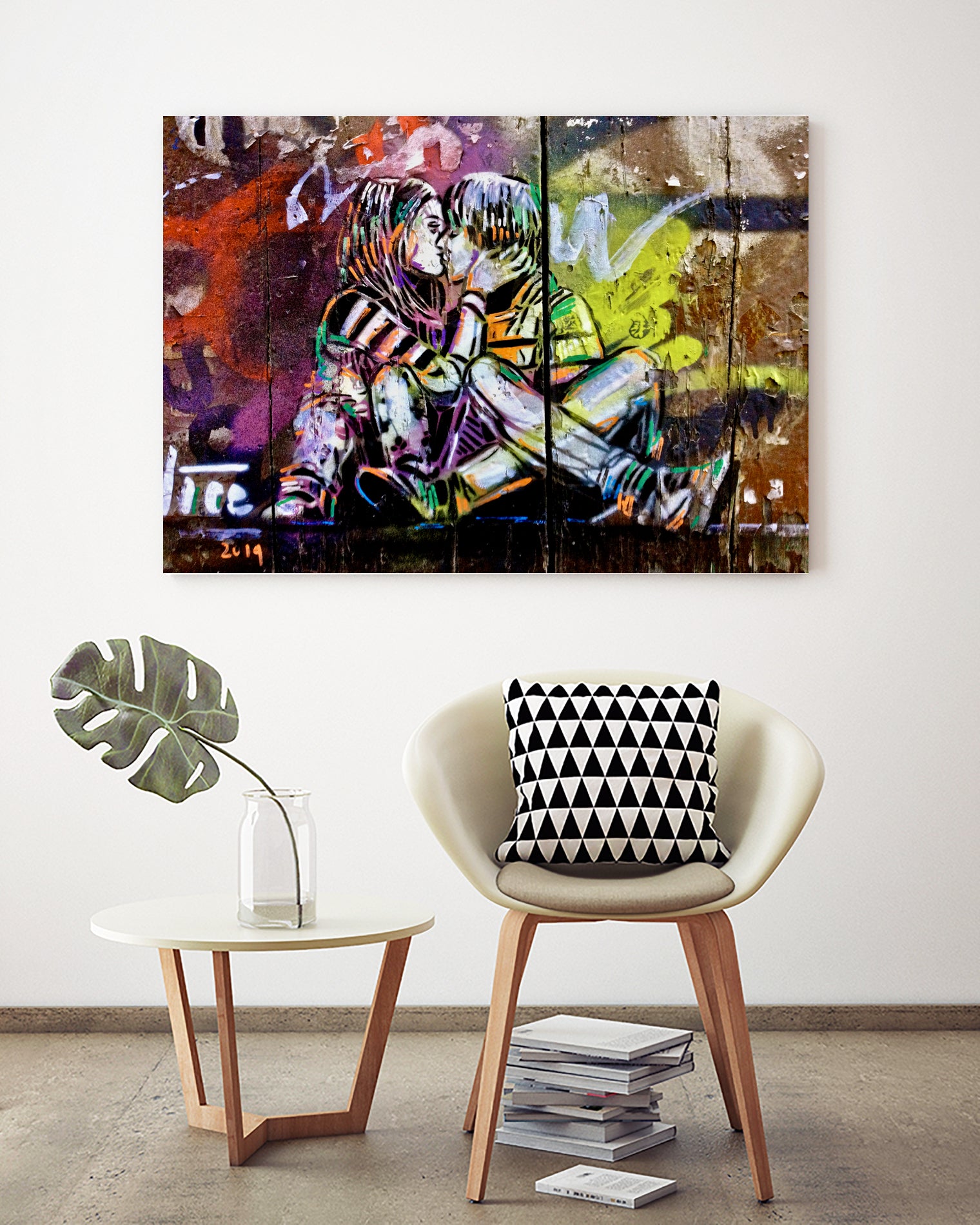 Steal A Kiss by Luke Robertson on GIANT ART - fuchsia photo manipulation