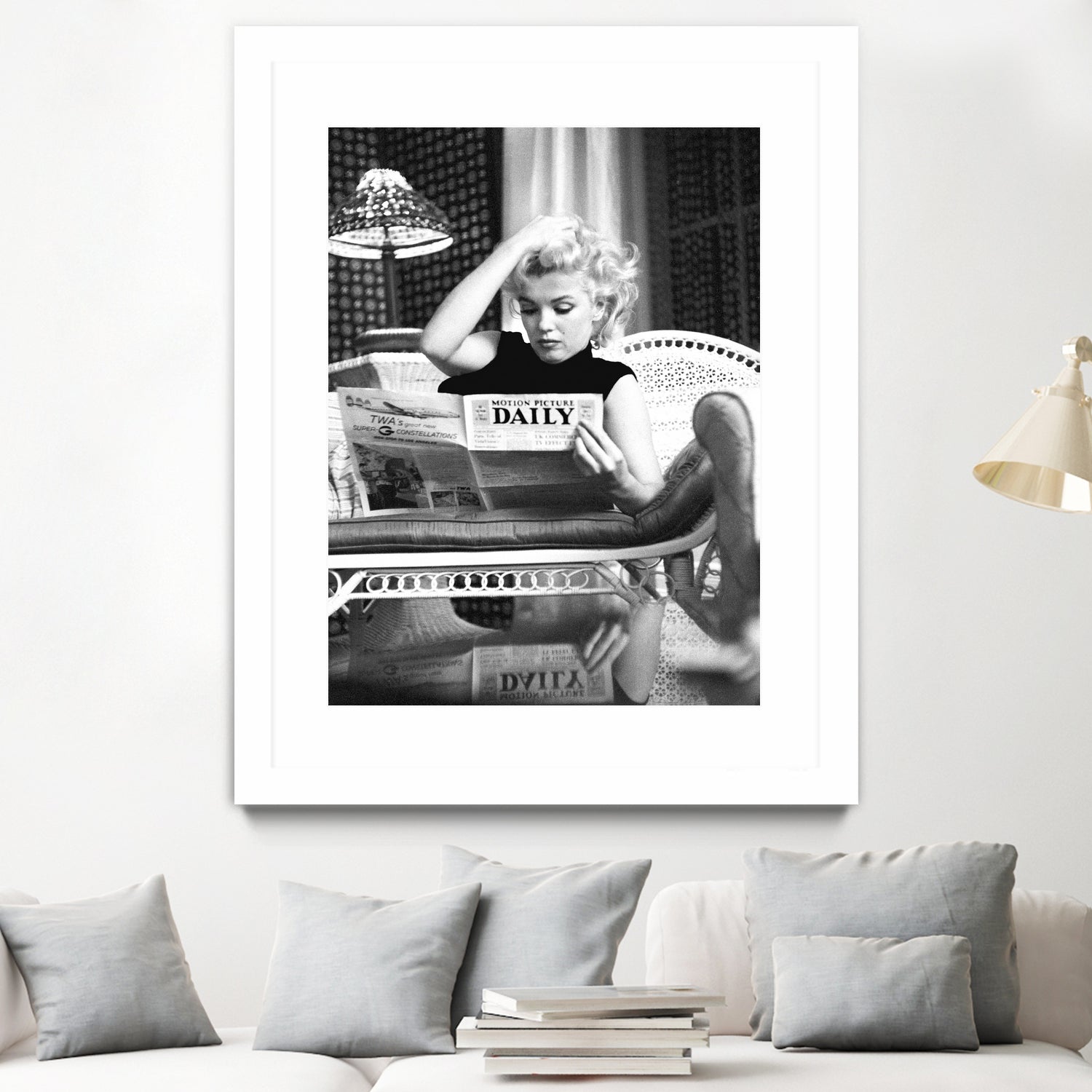 Reading by M Studio on GIANT ART - black and white photogrpahy marilyn monroe