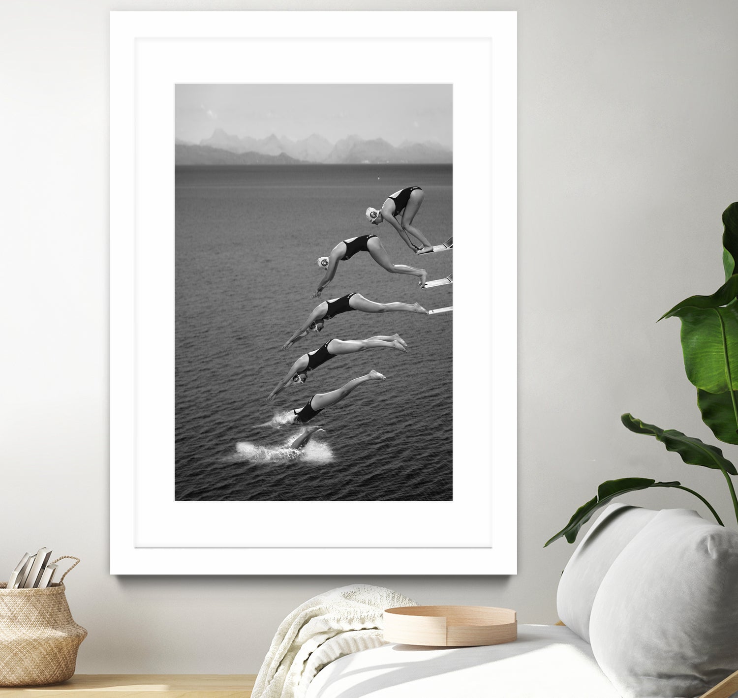 The beauty of diving by Greetje on GIANT ART - black and white photography quick