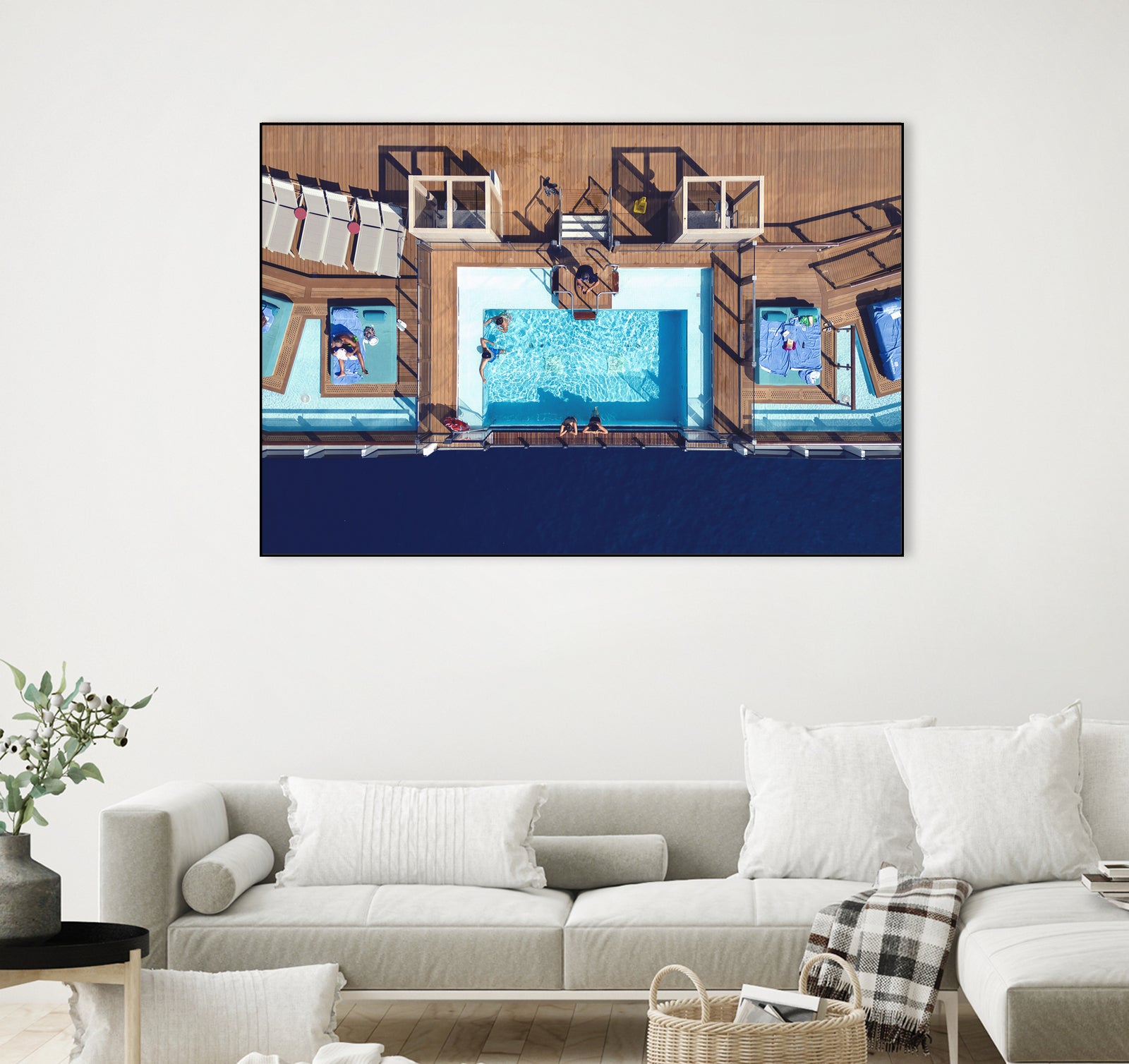 Photosession in the pool by Yevhen on GIANT ART - photography aerial