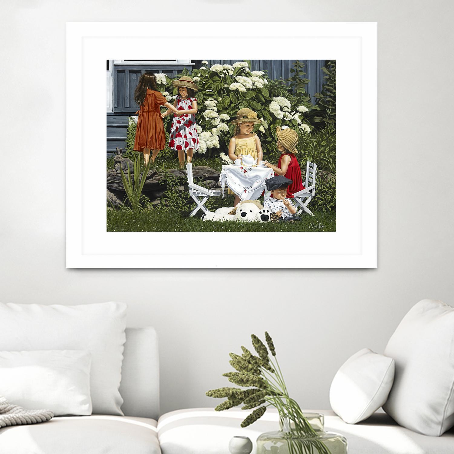 Golden Party by Sarah Fecteau on GIANT ART - red naive