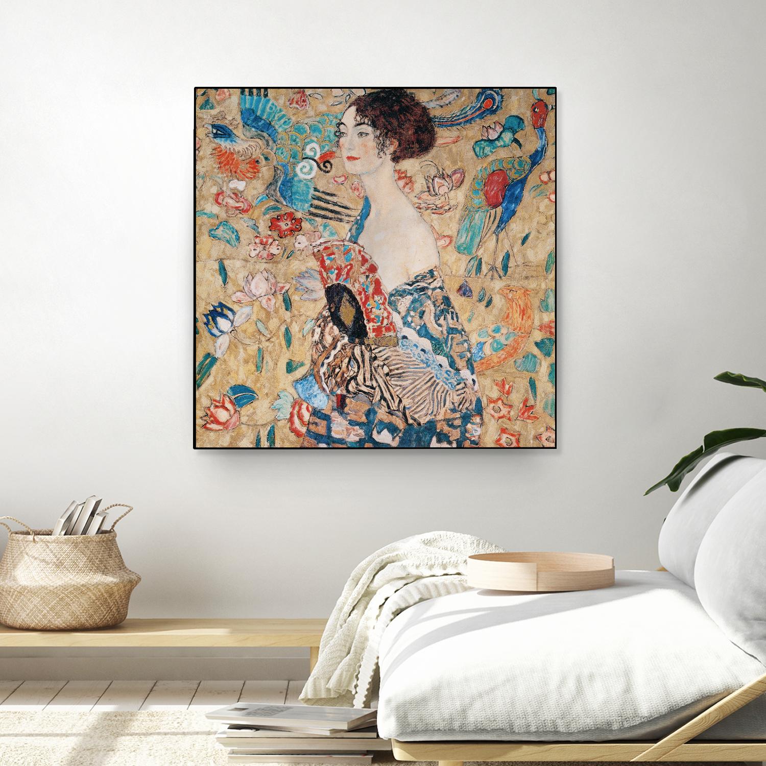 Woman with fan by Gustav Klimt on GIANT ART - gold masters féminité