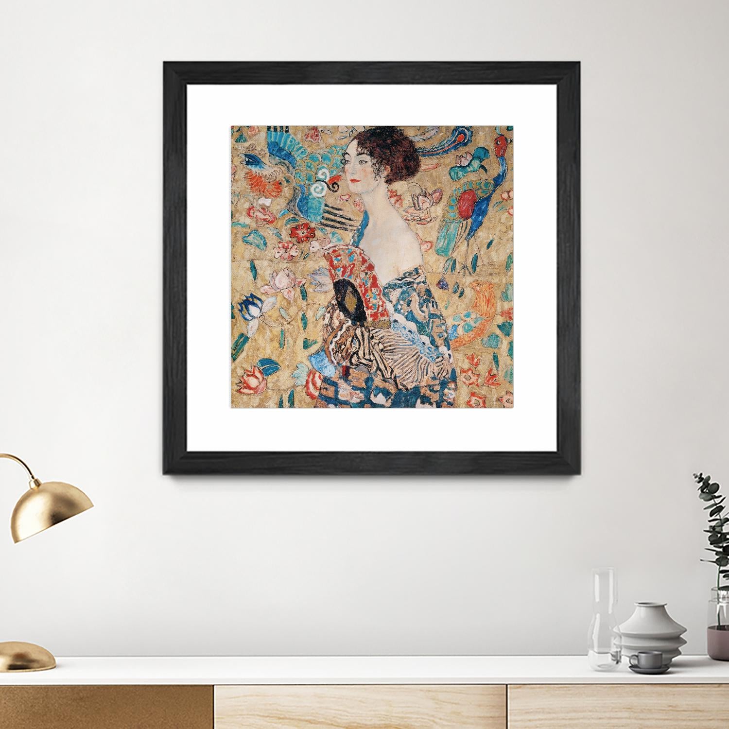 Woman with fan by Gustav Klimt on GIANT ART - gold masters féminité