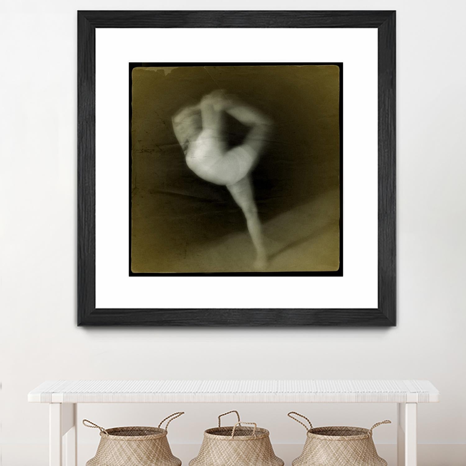 Dancing motion II by Jean-François Dupuis on GIANT ART - beige music - dance ballerine