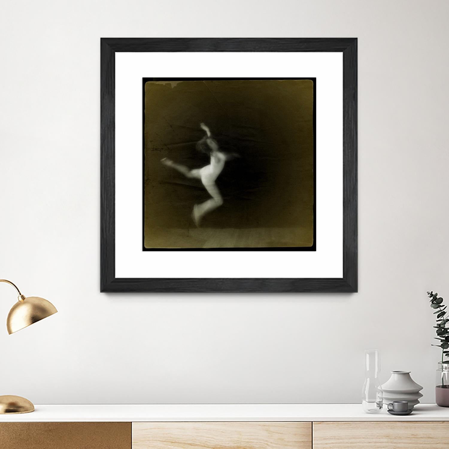 Dancing motion III by Jean-François Dupuis on GIANT ART - beige music - dance ballerine