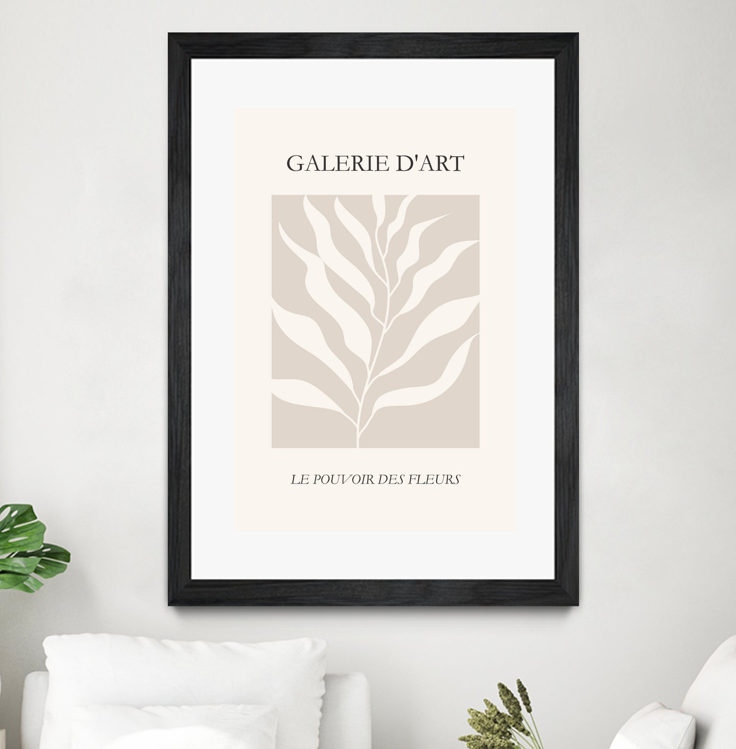 Le pouvoir des fleurs III by M Studio on GIANT ART - beige