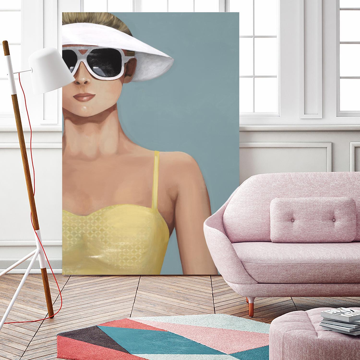 Glamour Rays by Daleno Art on GIANT ART - beige abstract figure