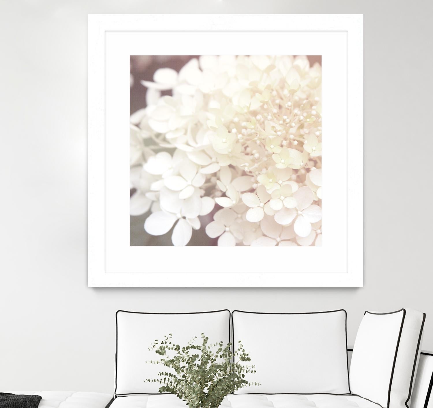 Hydrangea Dream II by Laura Marshall on GIANT ART - grey floral