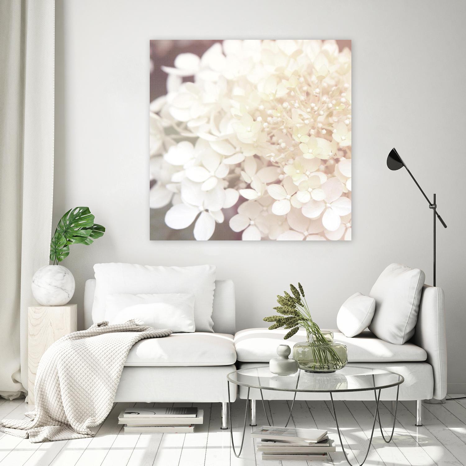 Hydrangea Dream II by Laura Marshall on GIANT ART - grey floral