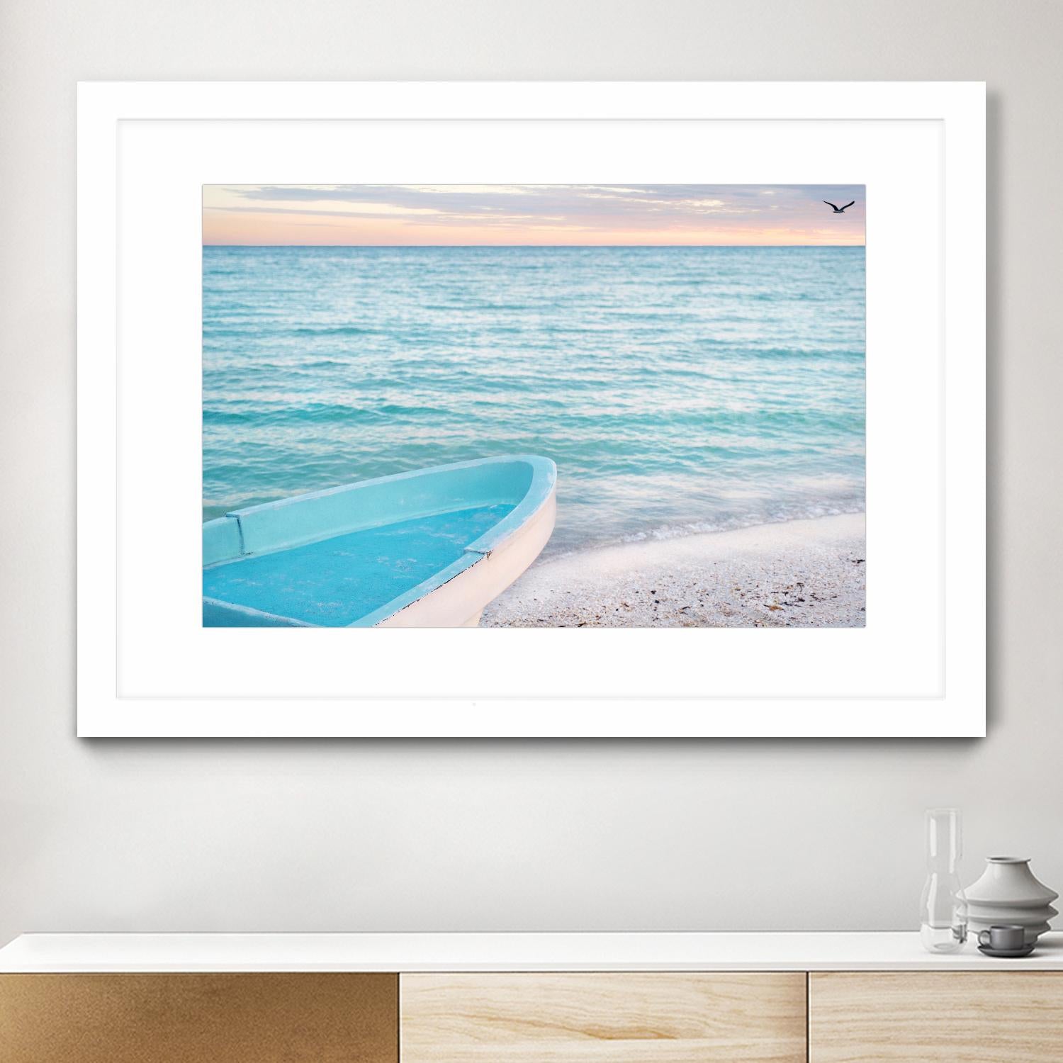 Solo Flight by Jon Bertelli on GIANT ART - multicolor photography; coastal