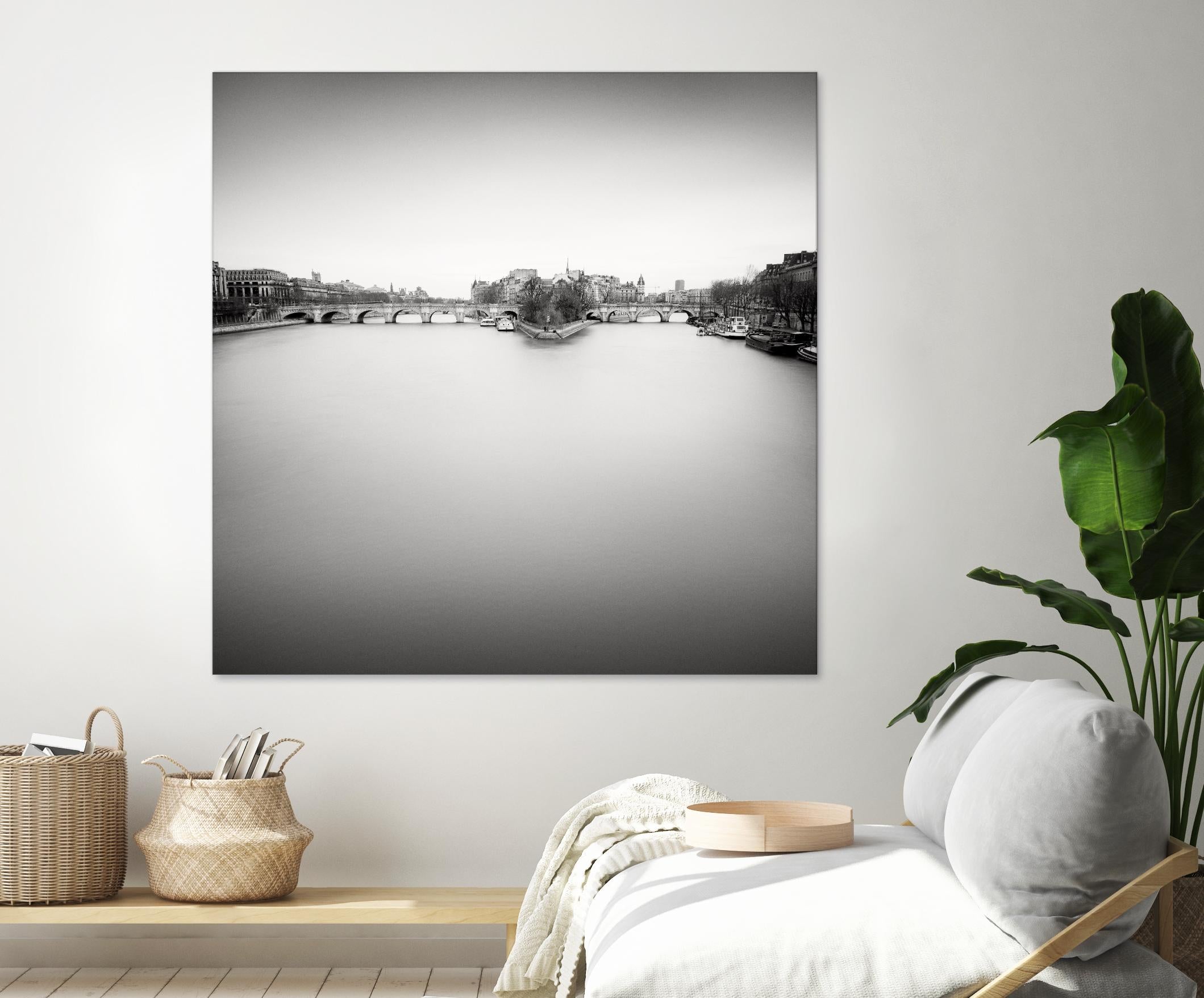 Ile de la Cite by Wilco Dragt on GIANT ART - multicolor photography; landscapes; people/places