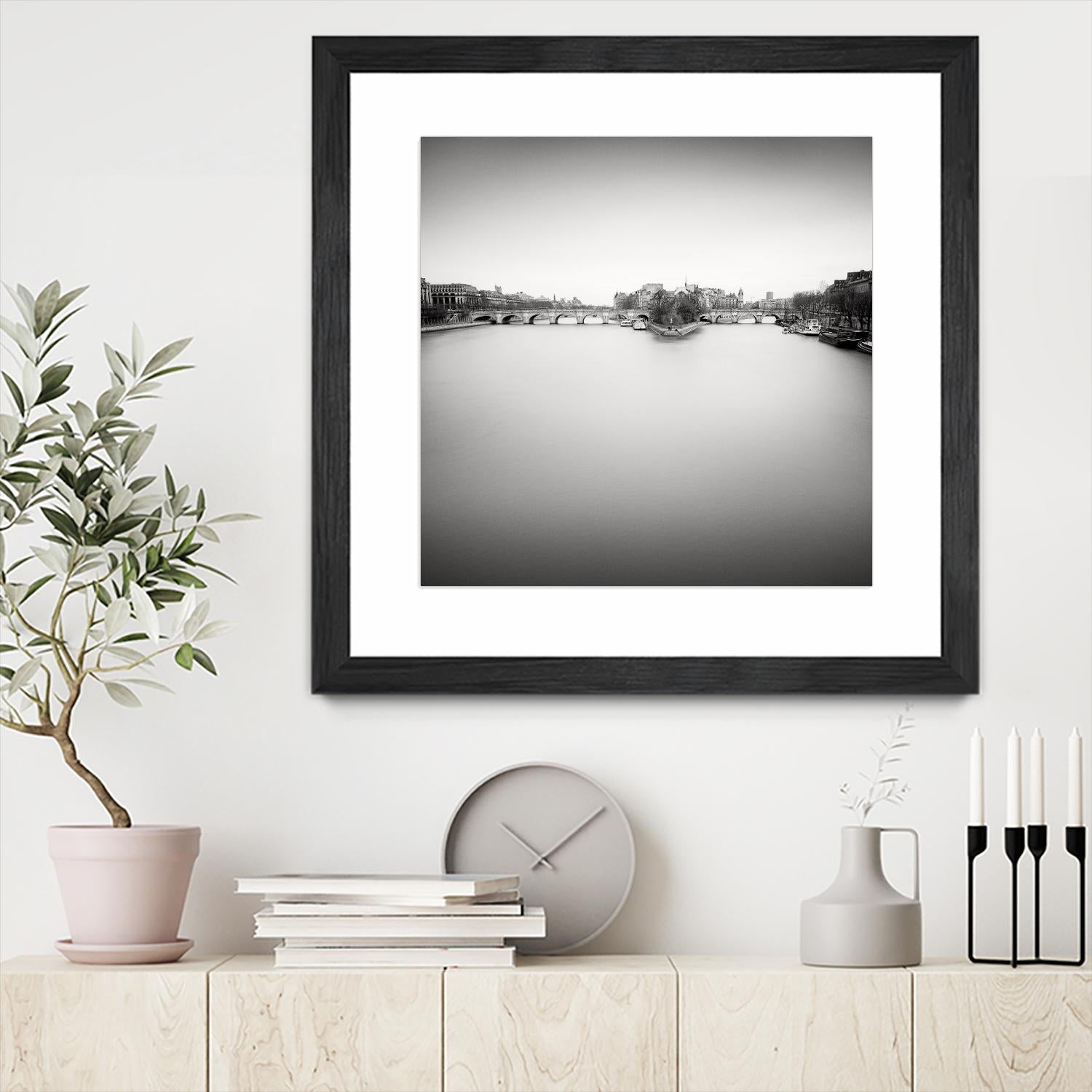 Ile de la Cite by Wilco Dragt on GIANT ART - multicolor photography; landscapes; people/places