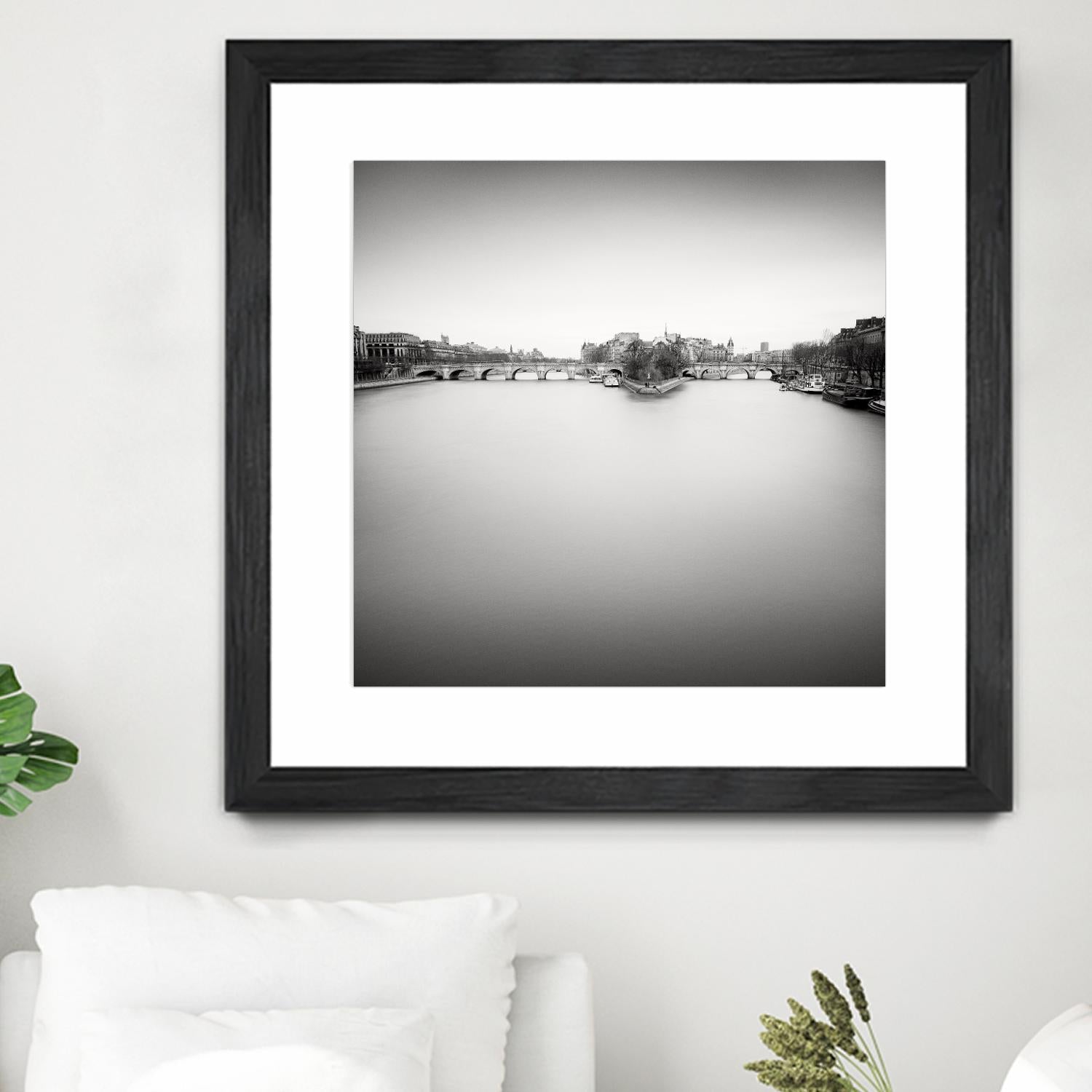 Ile de la Cite by Wilco Dragt on GIANT ART - multicolor photography; landscapes; people/places