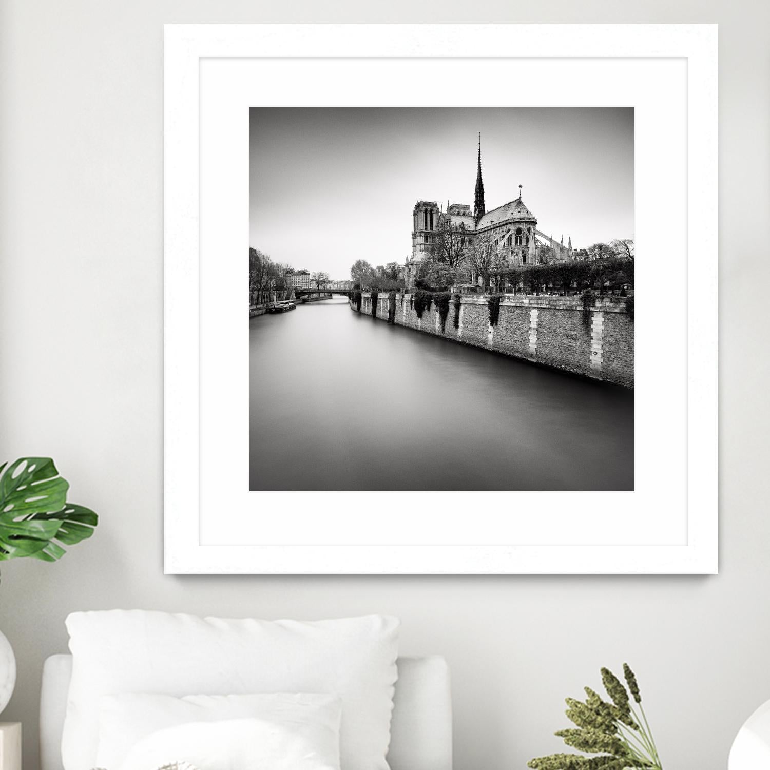 Notre Dame II by Wilco Dragt on GIANT ART - multicolor photography; landscapes; people/places