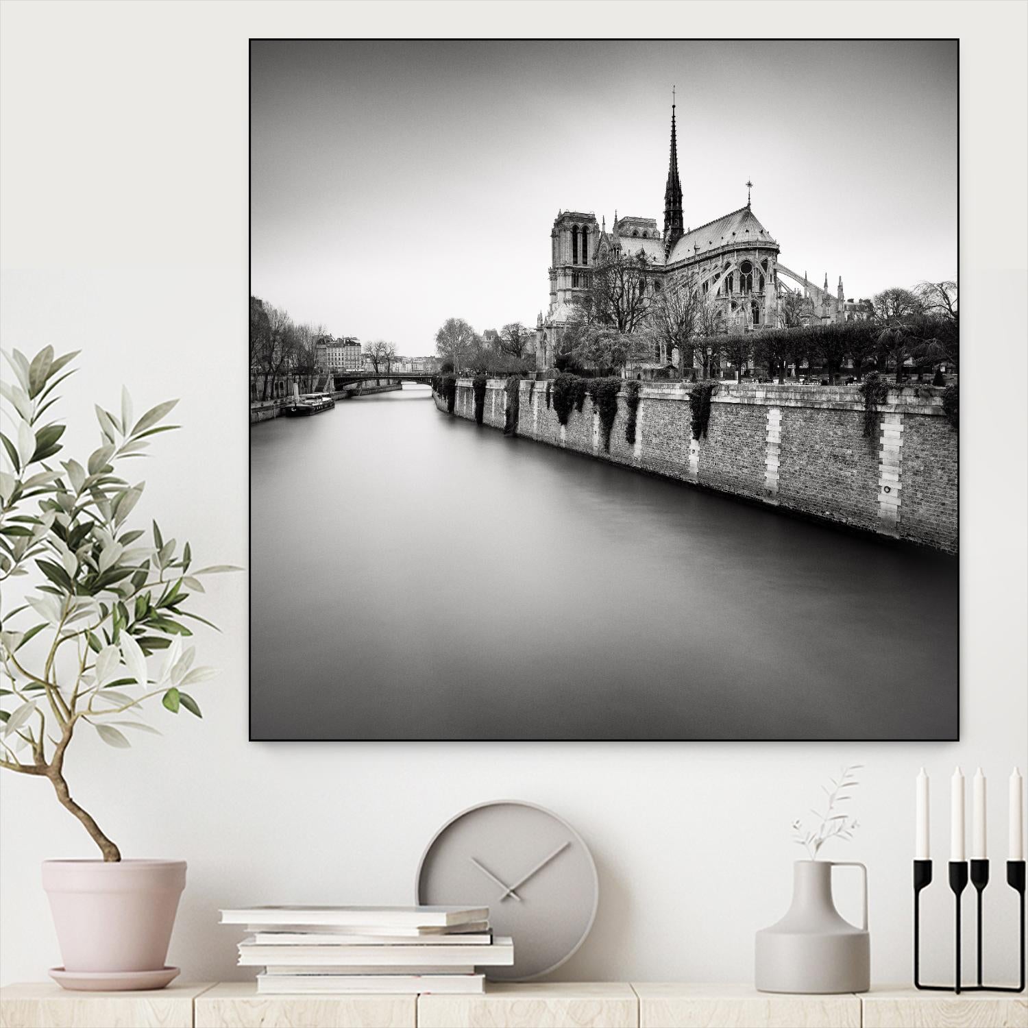Notre Dame II by Wilco Dragt on GIANT ART - multicolor photography; landscapes; people/places