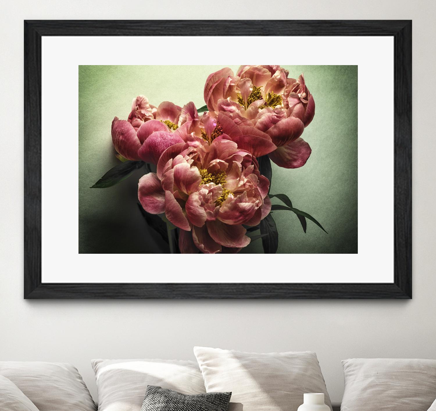 Standing in the Sun II by Jennifer Beavers on GIANT ART - green floral