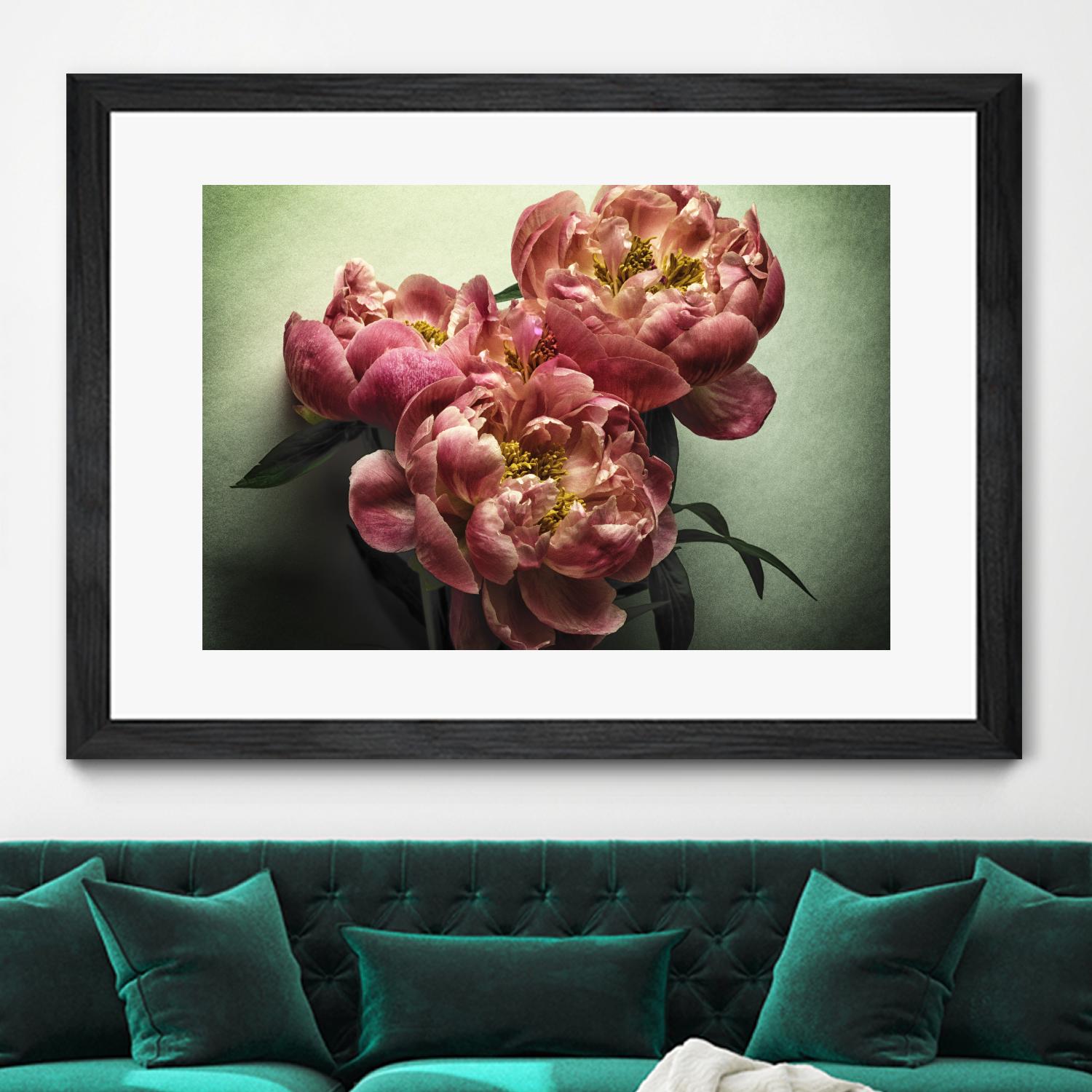 Standing in the Sun II by Jennifer Beavers on GIANT ART - green floral