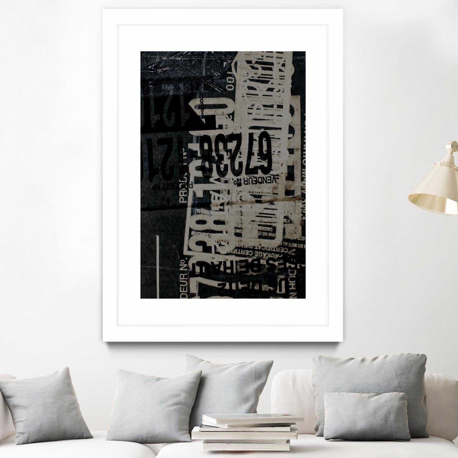 Greek to Me I by Enrico Varrasso on GIANT ART - grey abstract