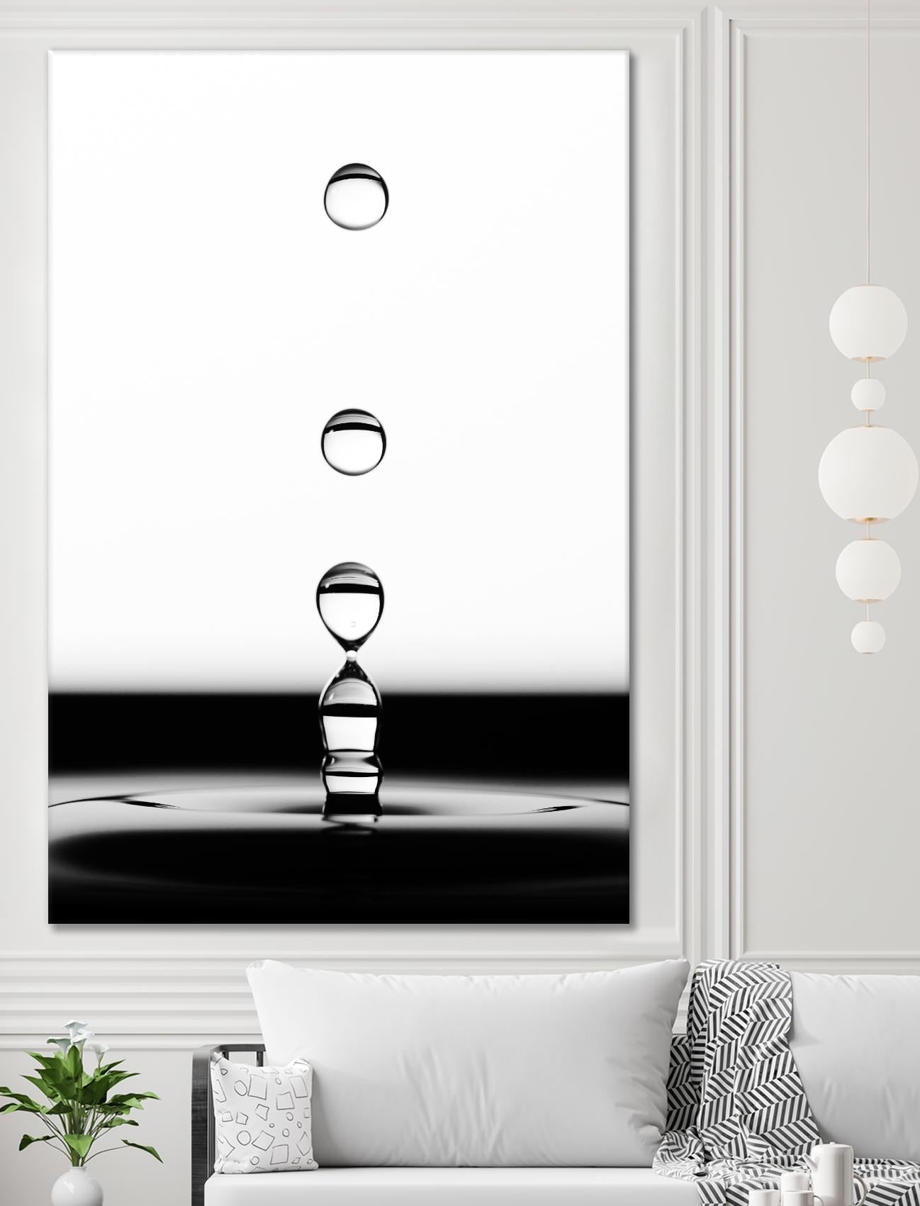 Drops II by Chris Tennent on GIANT ART - white photo art