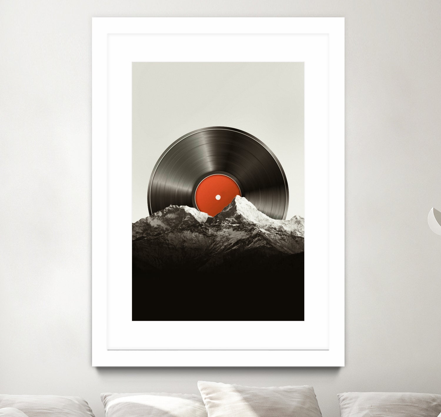 Retro vinyl record by Menelaos Trompoukis on GIANT ART - black digital painting