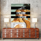 LA VENUS BLONDE - Pop Retro Collage, Mashup, Pop Art by Luigi Tarini on GIANT ART - gray photo manipulation