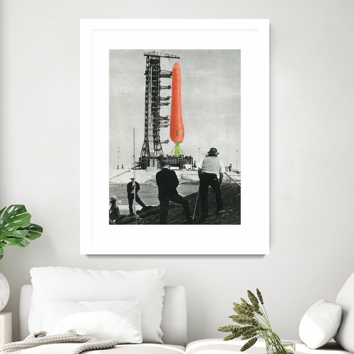 Ready for lift off by Sammy Slabbinck on GIANT ART - gray photo illustration