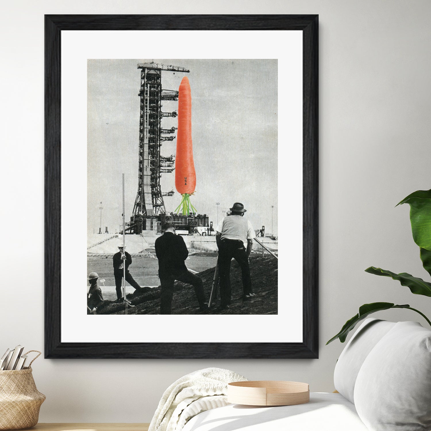 Ready for lift off by Sammy Slabbinck on GIANT ART - gray photo illustration