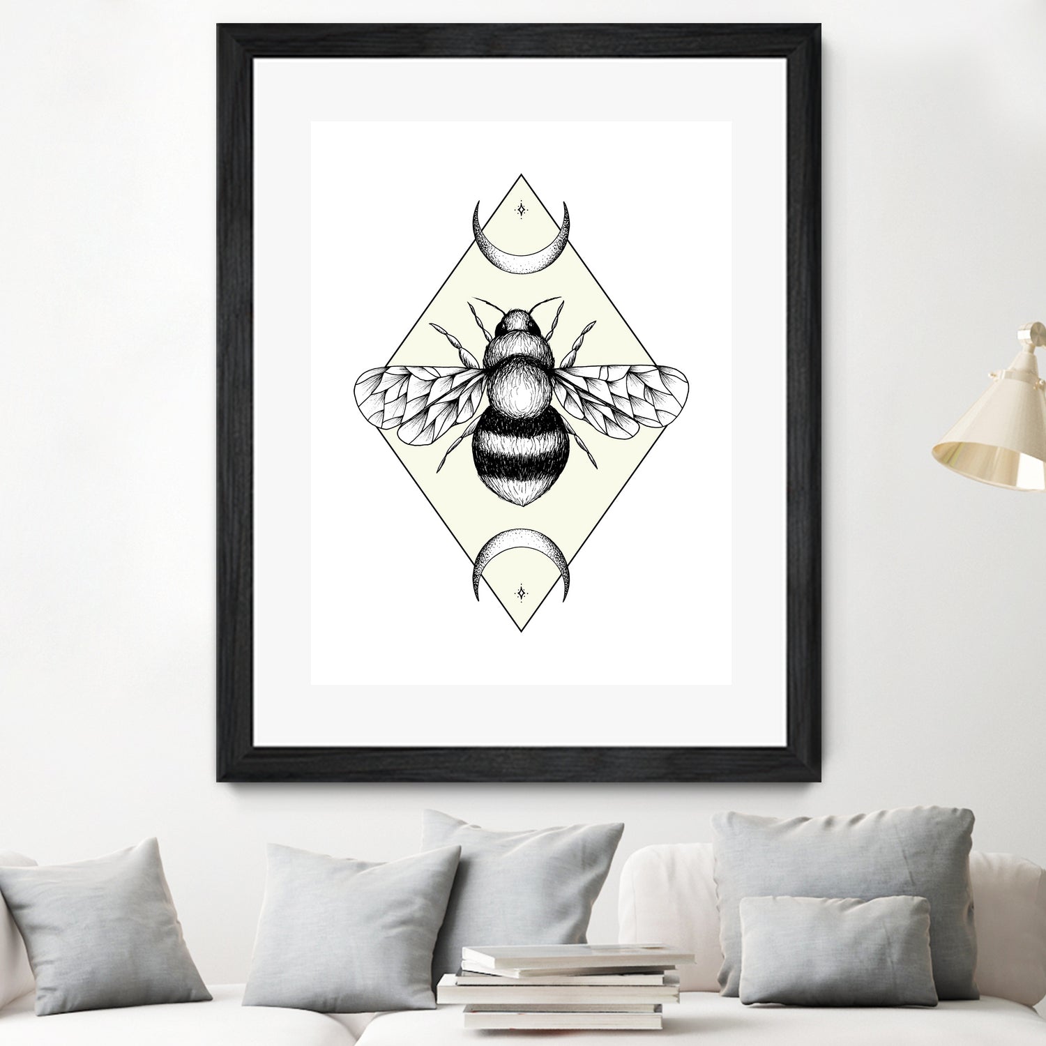 Bee Confident by Barbara Hollaus on GIANT ART - white digital drawing