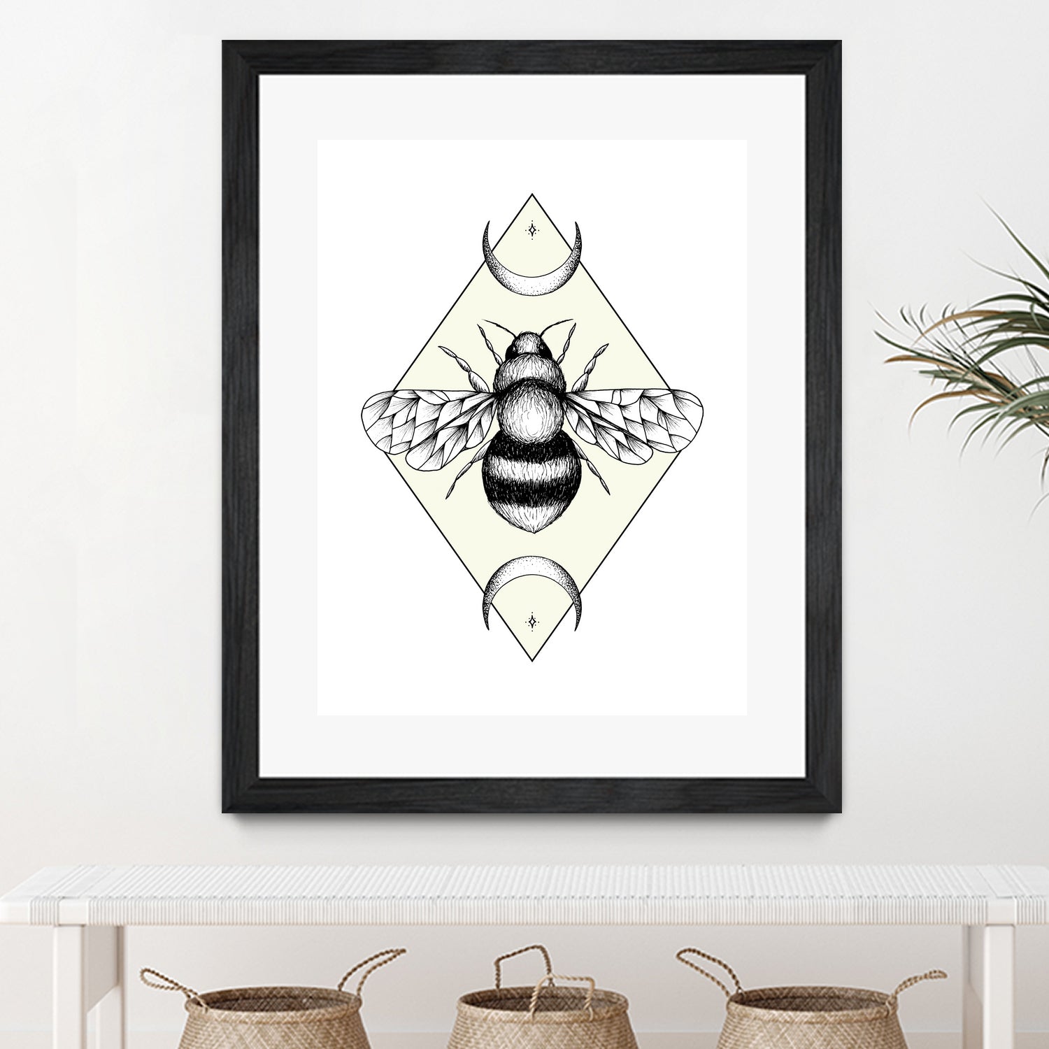 Bee Confident by Barbara Hollaus on GIANT ART - white digital drawing