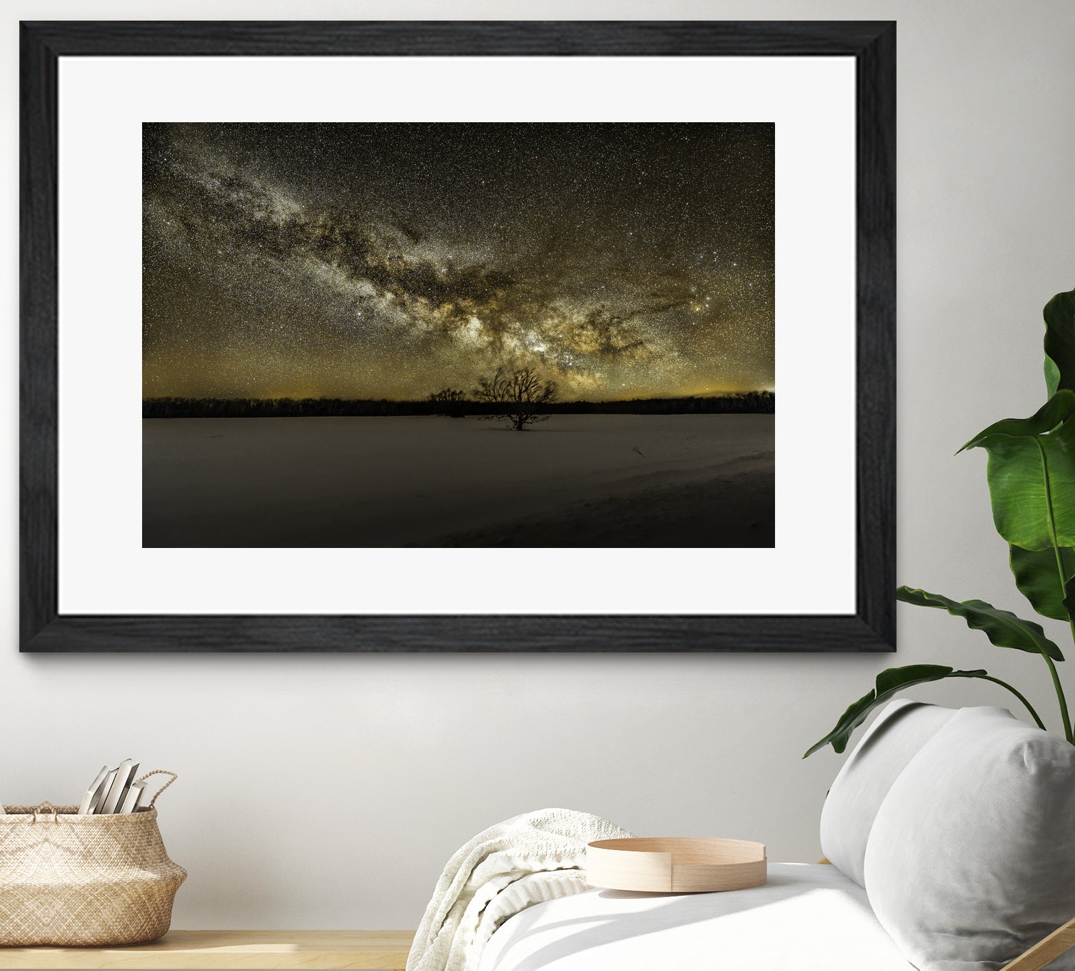 MIlky way rising by Lorenzo Bustillo on GIANT ART - gray photo illustration