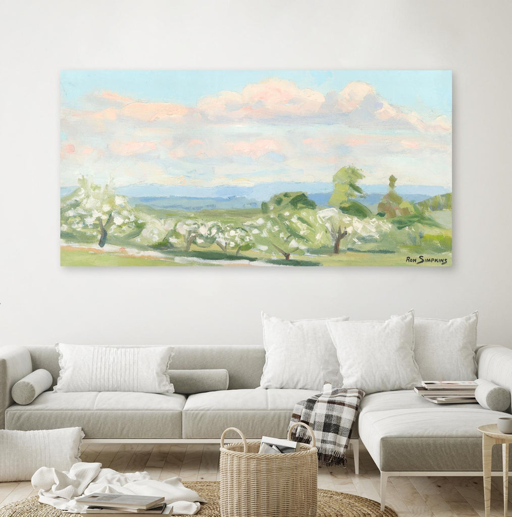 Apple Orchards & Cotton Candy Clouds par Ron Simpkins sur GIANT ART - paysage bleu