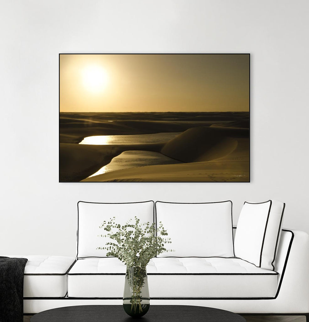 Coucher de soleil doré par Daniel Stanford sur GIANT ART - paysage brun