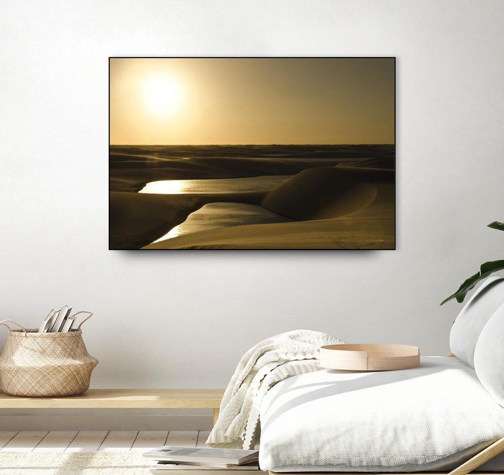 Coucher de soleil doré par Daniel Stanford sur GIANT ART - paysage brun
