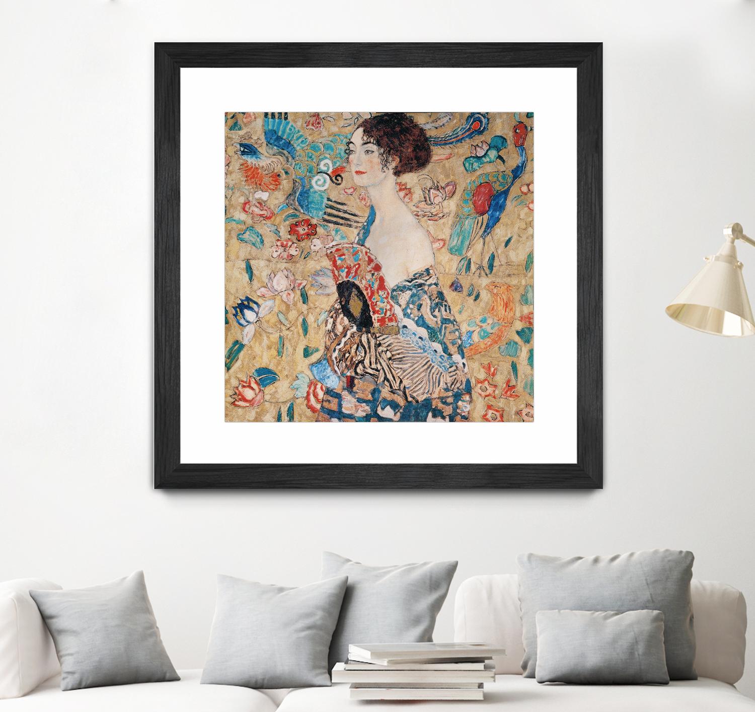 Woman with fan by Gustav Klimt on GIANT ART - gold masters féminité