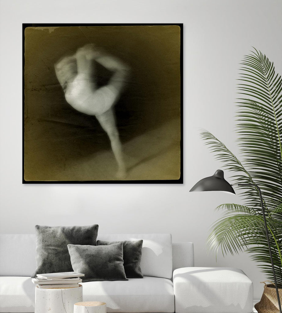 Dancing motion II by Jean-François Dupuis on GIANT ART - beige music - dance ballerine