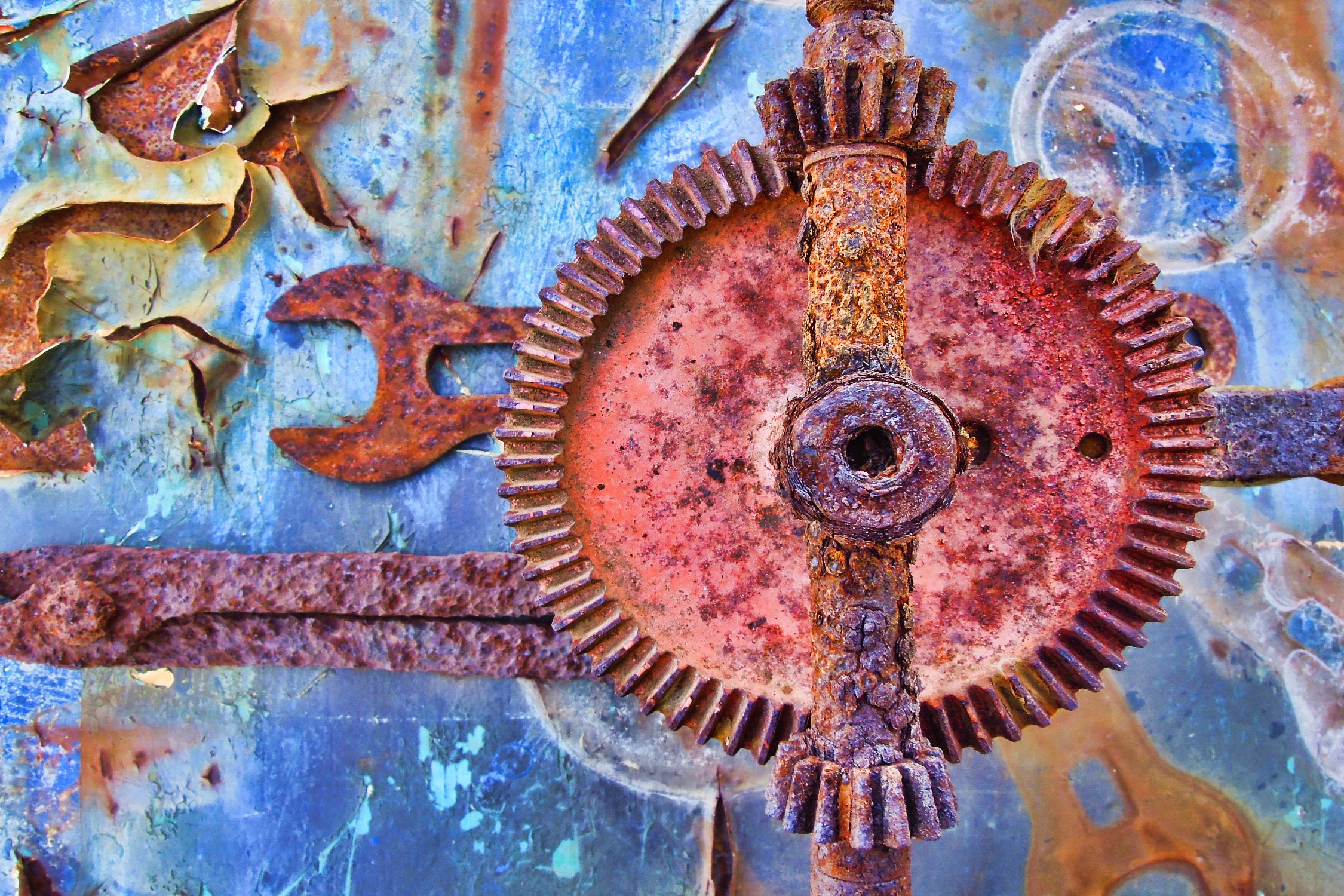 Rusty Gear de Jean-François Dupuis sur GIANT ART - art photo bleu