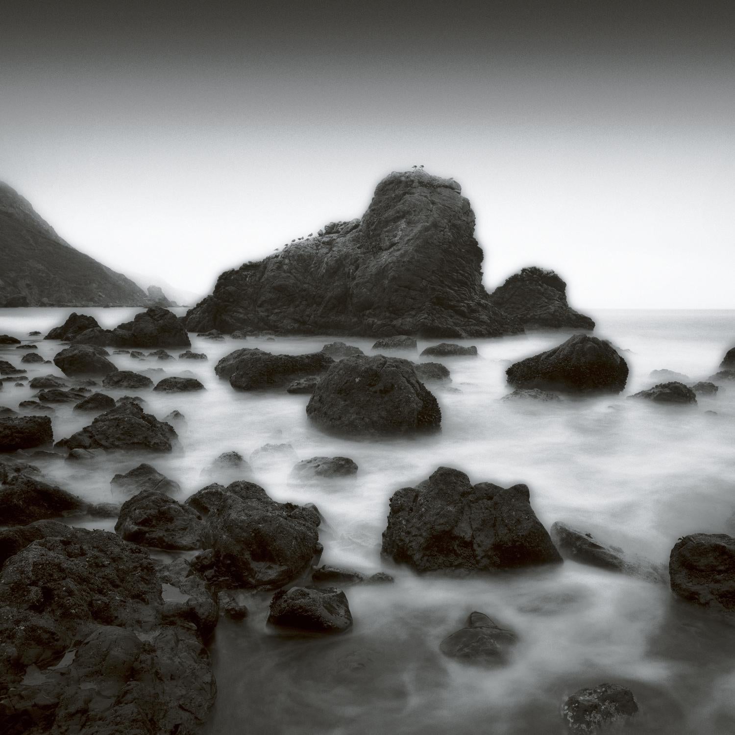 Ocean Rocks Muir Beach par Jamie Cook sur GIANT ART - scène de mer blanche