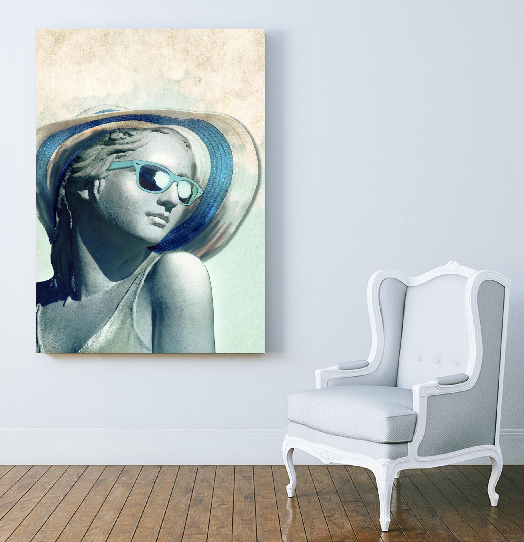 Hipster Statue with Sunhat by THE Studio on GIANT ART - beige figurative