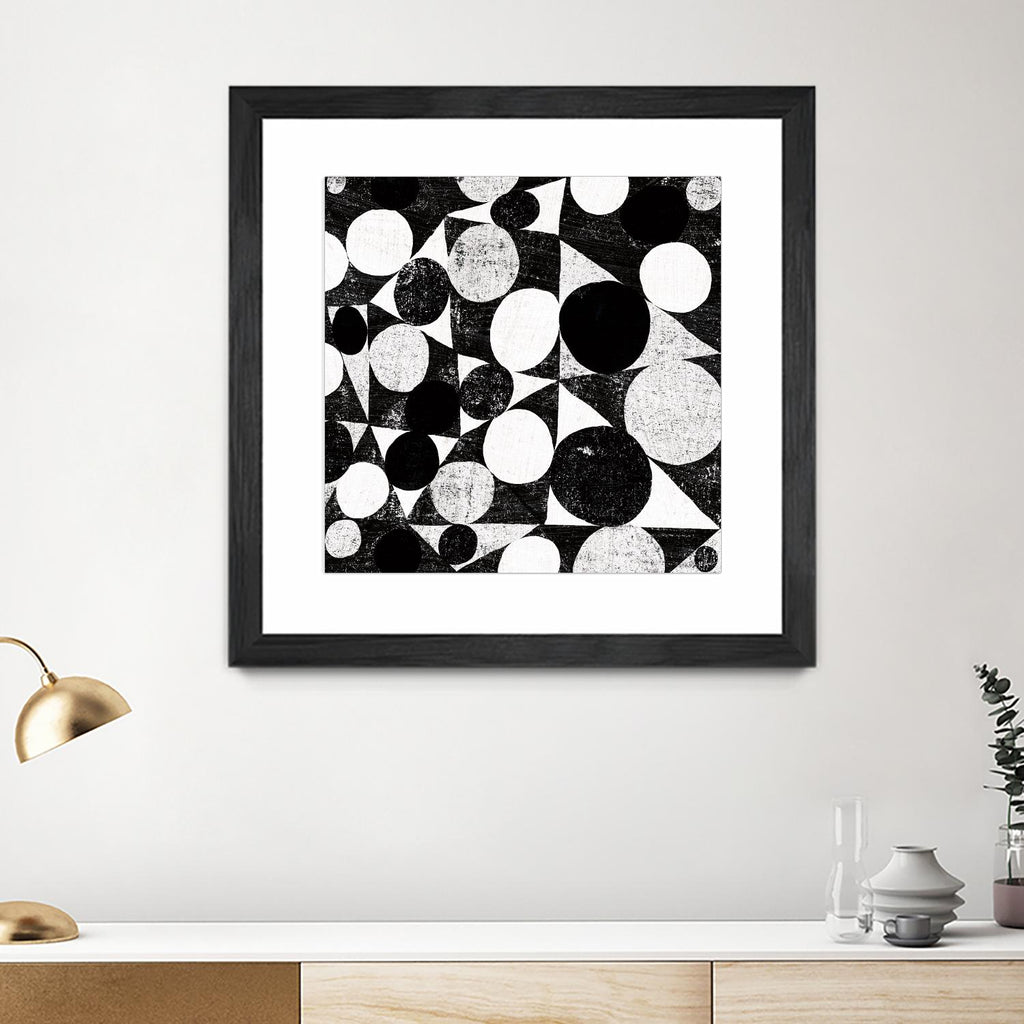 Spotty I by Michael Mullan on GIANT ART - white abstract