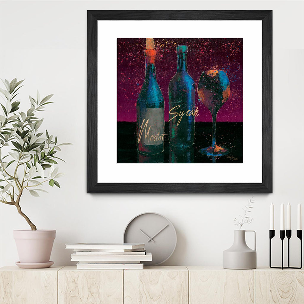 Wine Splash Dark III de Wellington Studio sur GIANT ART - bleu fruit-aliment-boisson