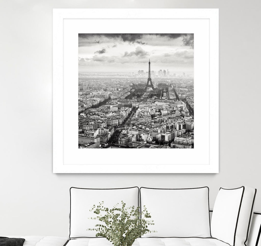 La Tour Eiffel et La Defense by Wilco Dragt on GIANT ART - multicolor photography; landscapes; people/places