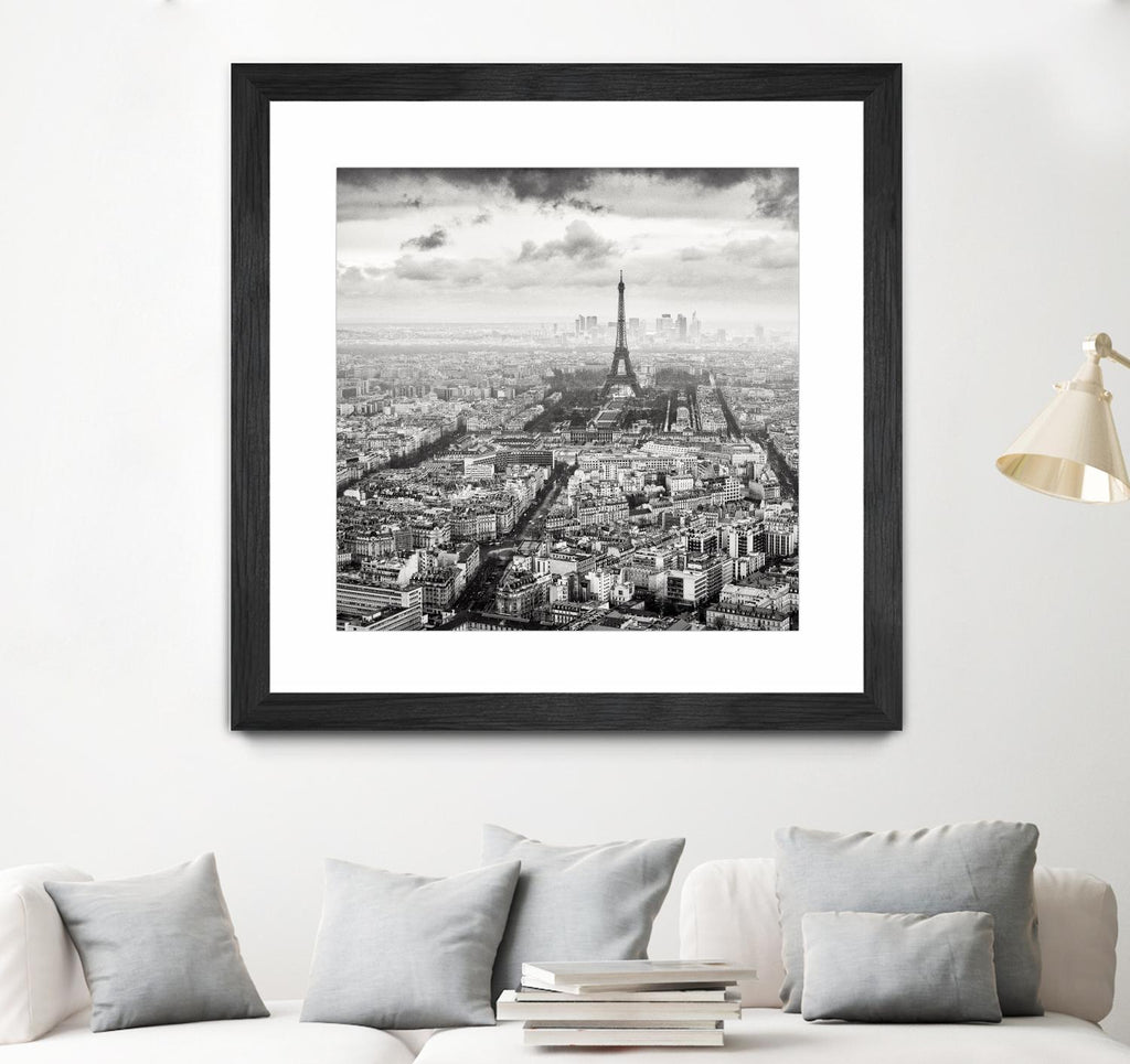 La Tour Eiffel et La Defense by Wilco Dragt on GIANT ART - multicolor photography; landscapes; people/places