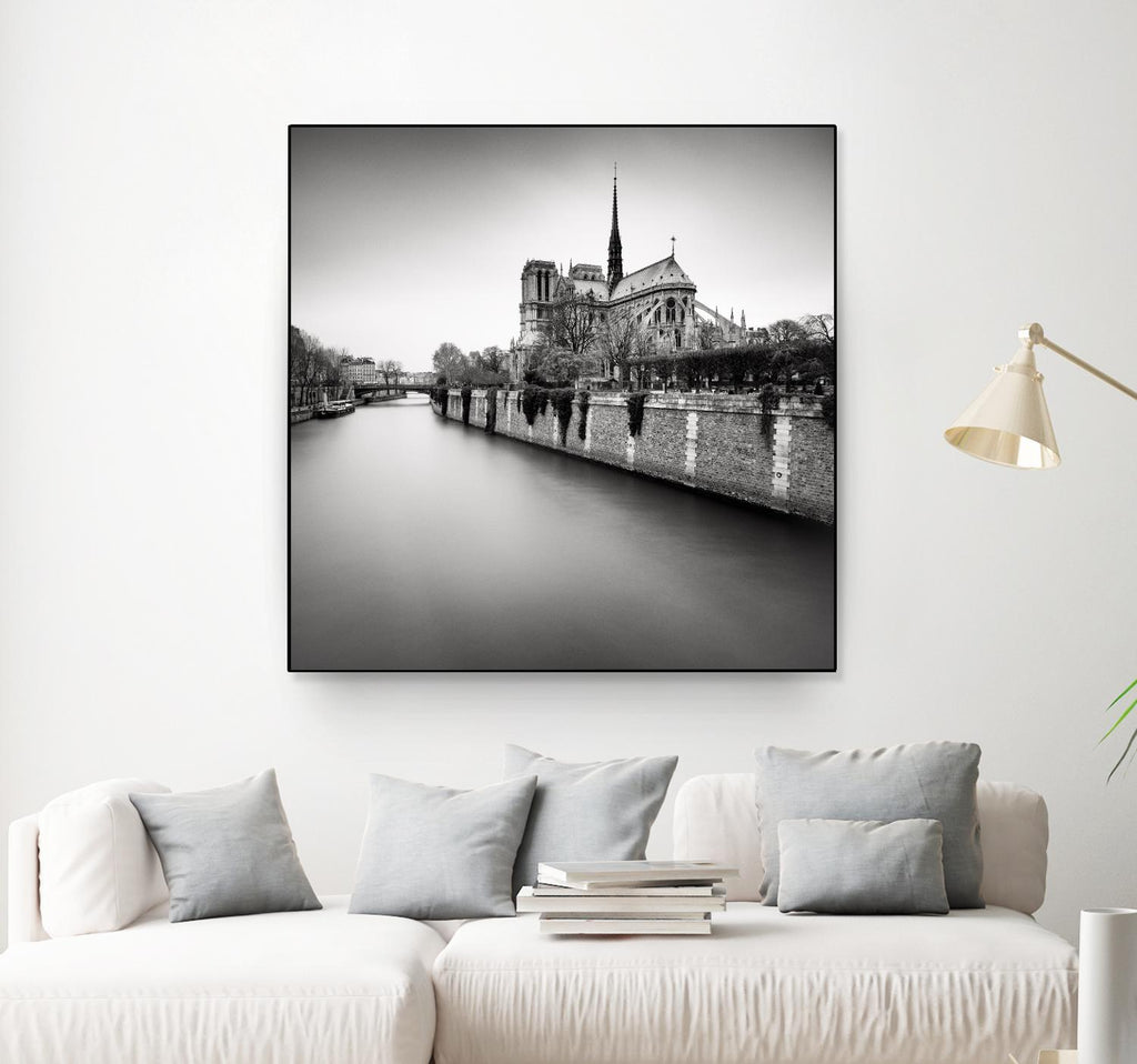 Notre Dame II by Wilco Dragt on GIANT ART - multicolor photography; landscapes; people/places