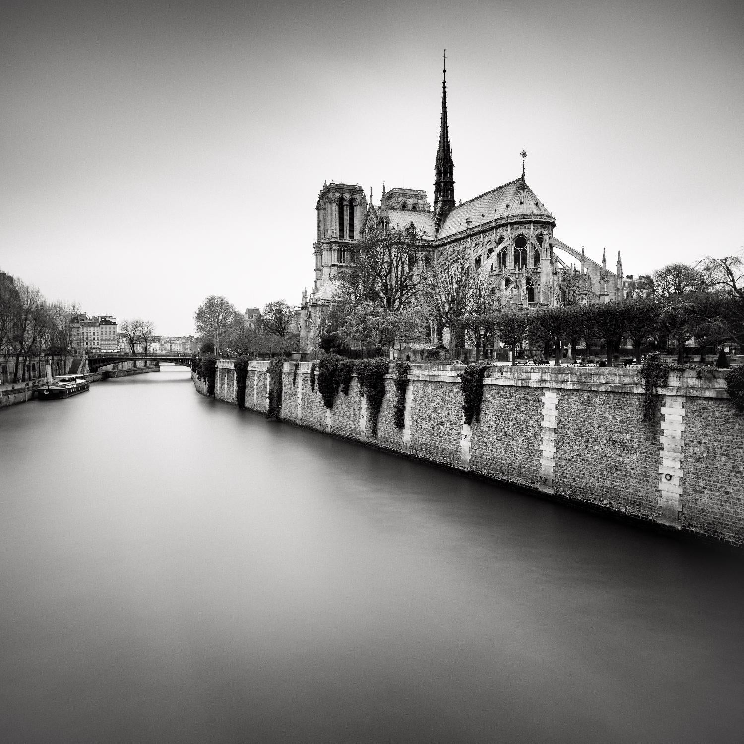 Notre Dame II par Wilco Dragt sur GIANT ART - photographie multicolore ; paysages ; personnes/lieux