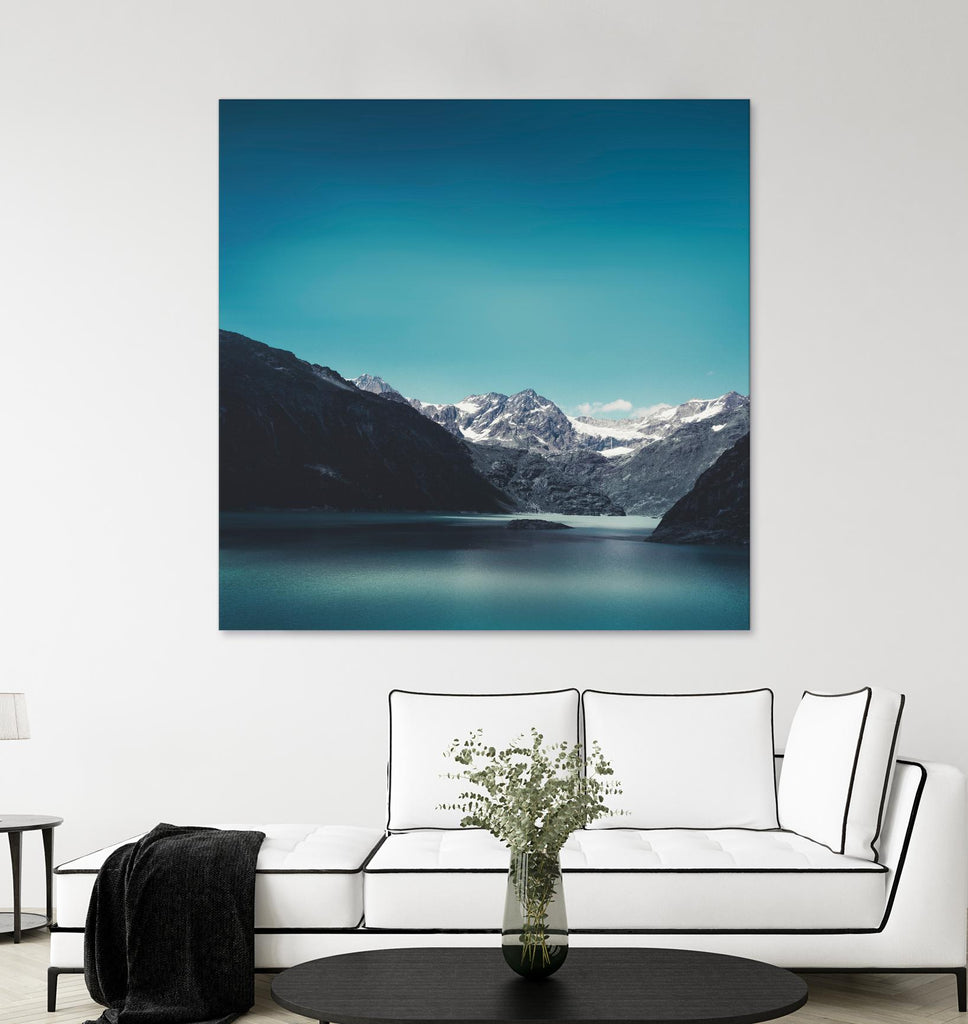 Turquoise Mountain Lake by Dirk Wuestenhagen on GIANT ART - multicolor photography; landscapes