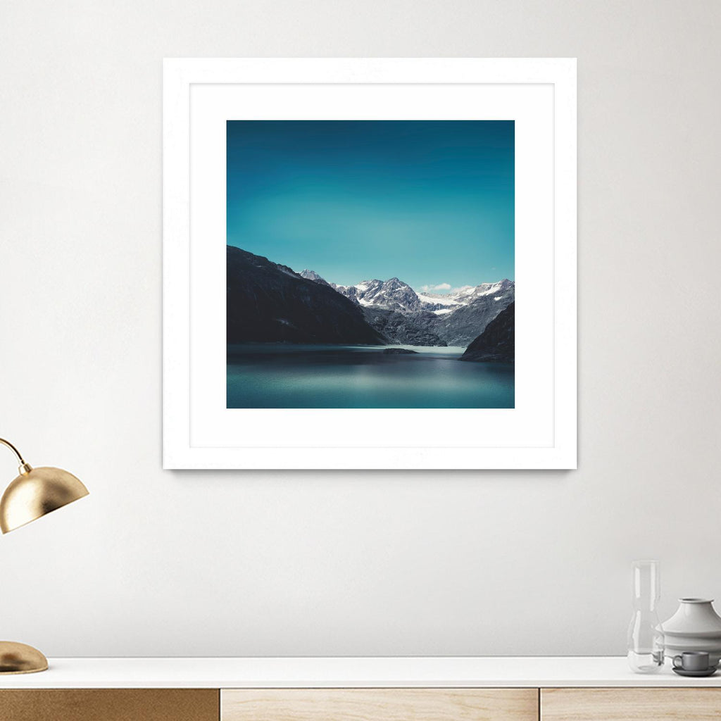 Turquoise Mountain Lake by Dirk Wuestenhagen on GIANT ART - multicolor photography; landscapes
