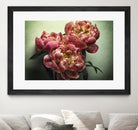 Standing in the Sun II by Jennifer Beavers on GIANT ART - green floral