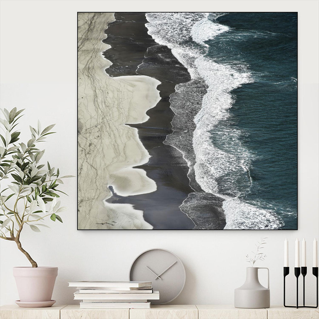 Molenaar - Running Waves by 1X on GIANT ART - grey landscape
